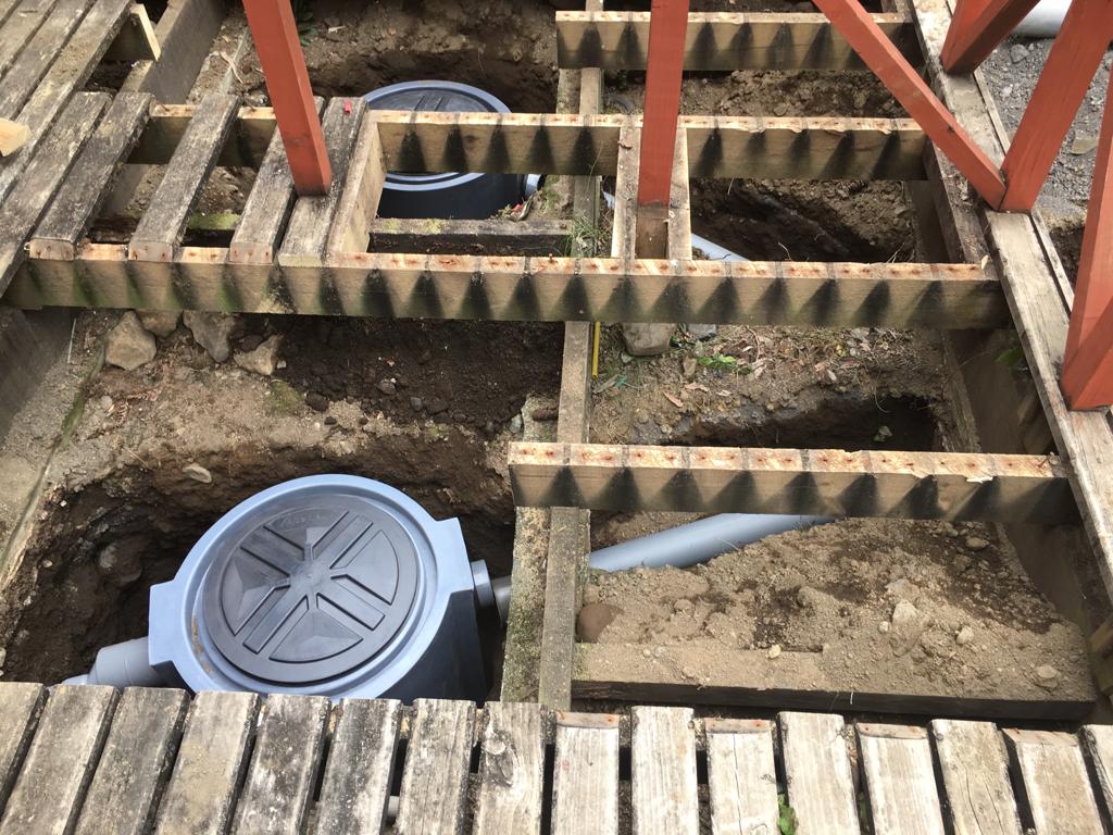 Sistema interior de agua servida