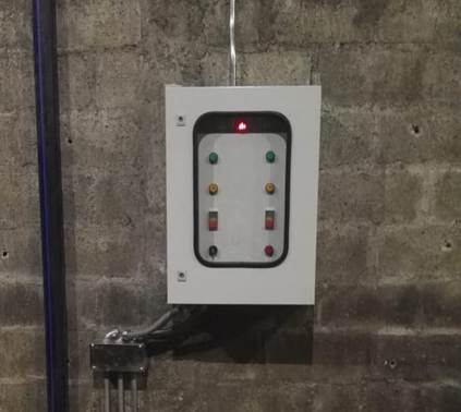 Tablero de fuerza y control